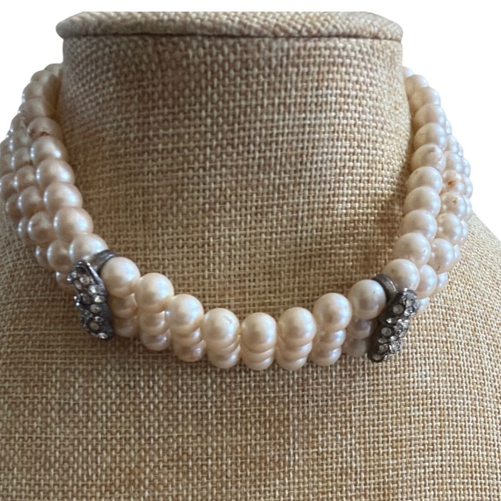 Vintage Style Triple Strand Faux Pearl Choker Necklace Rhinestone Accents Cream